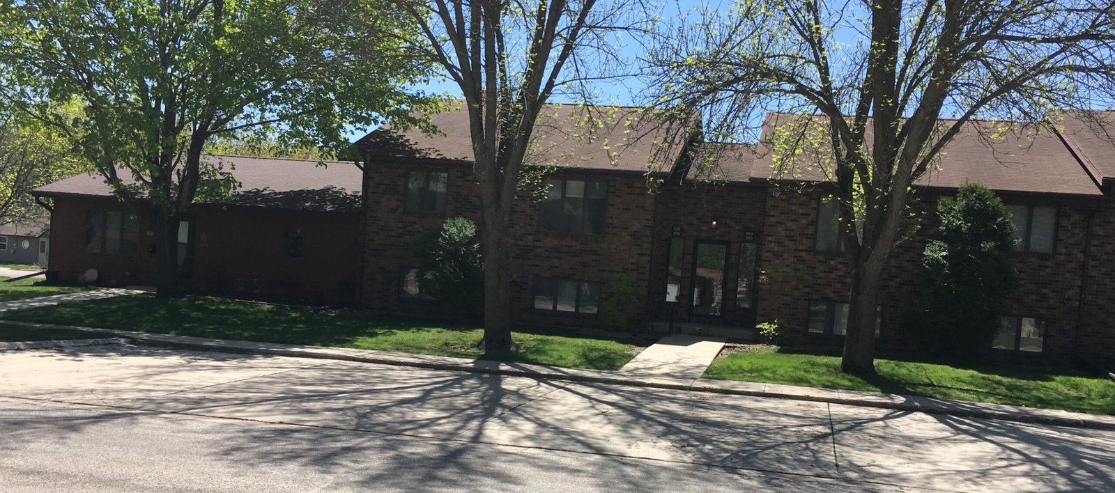Exterior of the North Street apartment building in Algona
